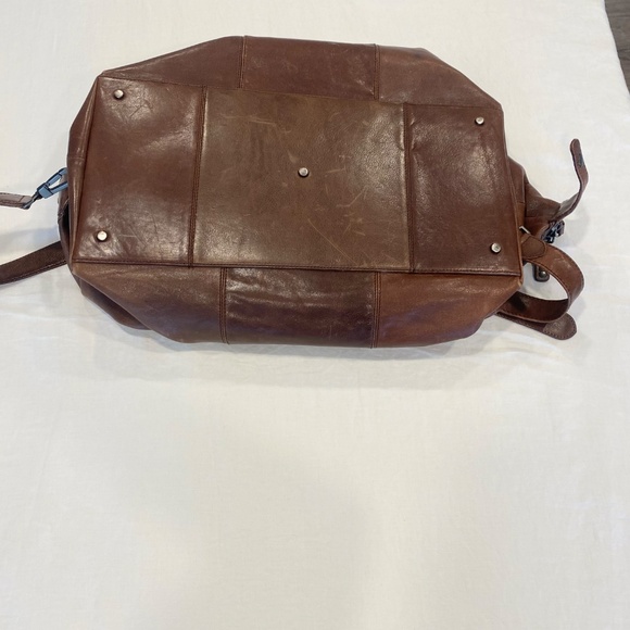 Kenneth Cole Leather Weekender Duffle Bag - Picture 8 of 15